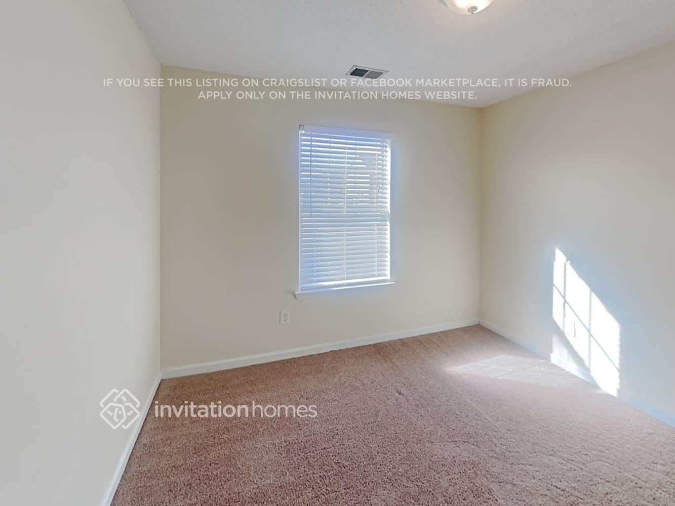 Building Photo - 256 Richards Way