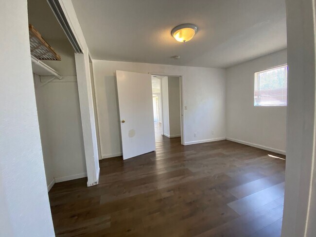 Building Photo - Martin Luther King