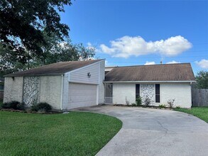 Building Photo - 1819 Hanbury Ct