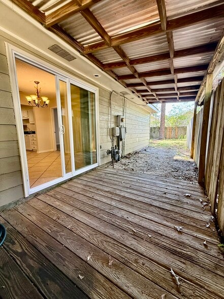 Building Photo - 129 Mead Ct