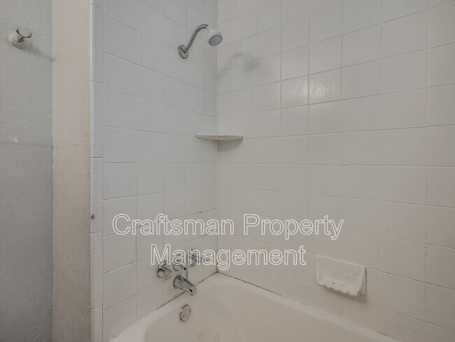 Building Photo - 1711 Brighton Ave