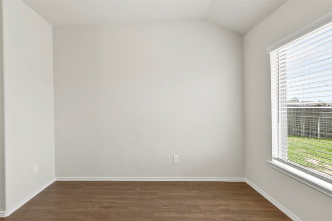 Building Photo - 363 Cumberland Forest Dr