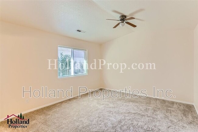 Building Photo - 17880 SW Arbela Ct