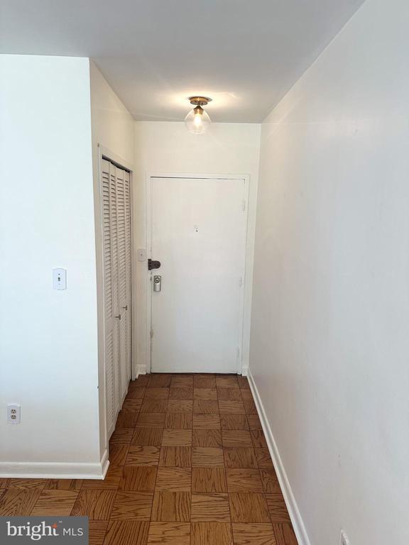 Building Photo - 6621 Wakefield Dr