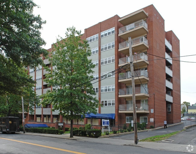 Building Photo - The Windsor