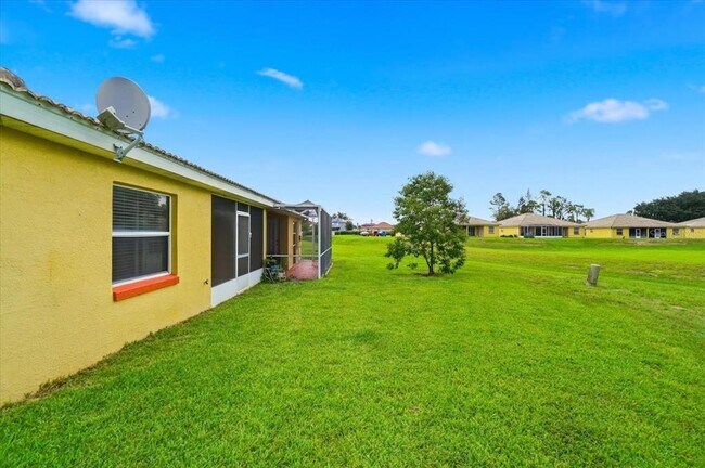 Building Photo - 212 Ocean Bluff Dr