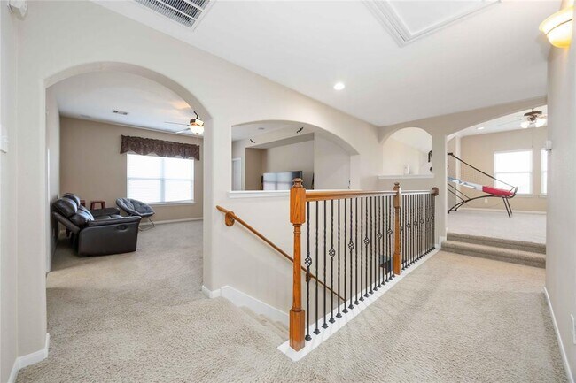Building Photo - 6226 Oxford Lake Dr