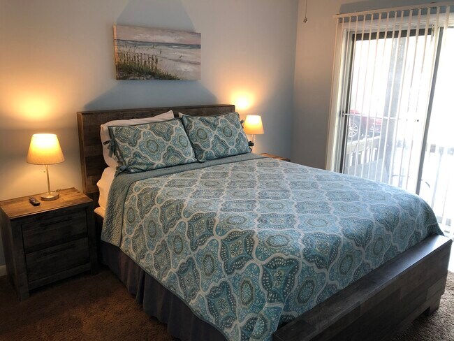 Building Photo - 105 Jamestown Rd