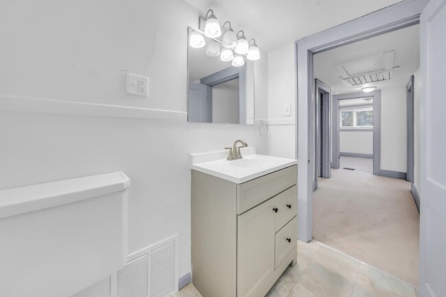 Building Photo - 1309 St Marys Blvd