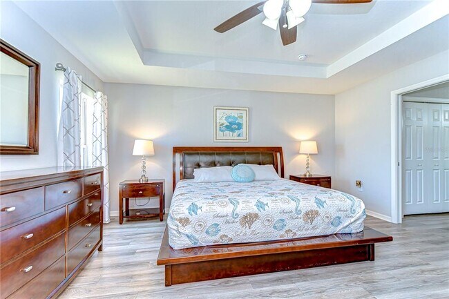 Building Photo - 6731 Castle Green Pl