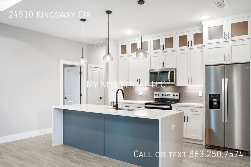 Building Photo - 24510 SW Kingsway Cir