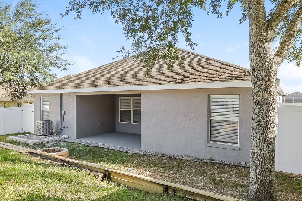 Building Photo - 31053 Satinleaf Run