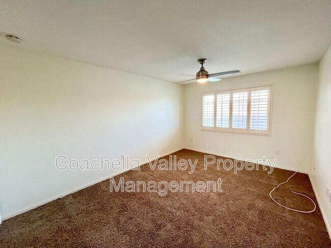 Building Photo - 37548 Bankside Dr