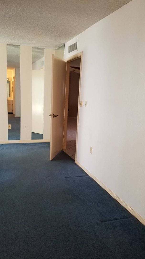 Building Photo - Home For Rent - Great Location on the Westside w/ Refrigerated Air!