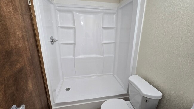 Building Photo - 3 Bedrooms, 2.5 Bathrooms, 1 Car Garage Fo...