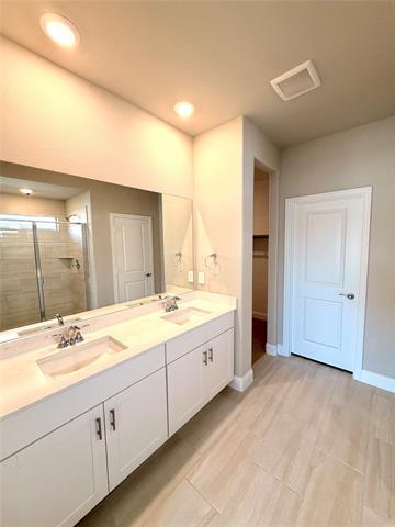 Building Photo - 605 Tidal Dr