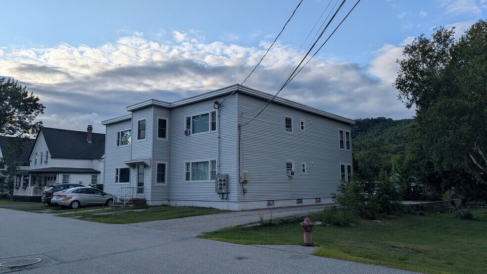 Building Photo - 17 McFarland St