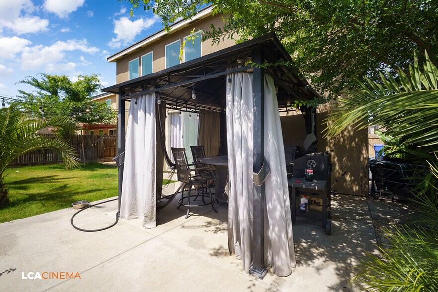 Building Photo - 5805 Commonwealth Ave