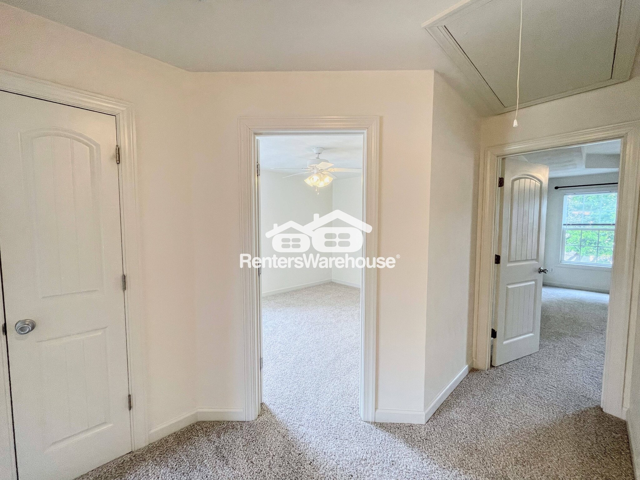 Building Photo - 1713 Sparrow Rd