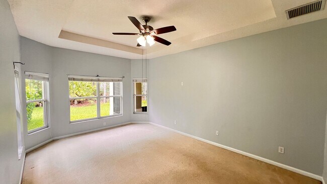 Building Photo - Available NOW! Stunning 4-Bedroom Home in ...