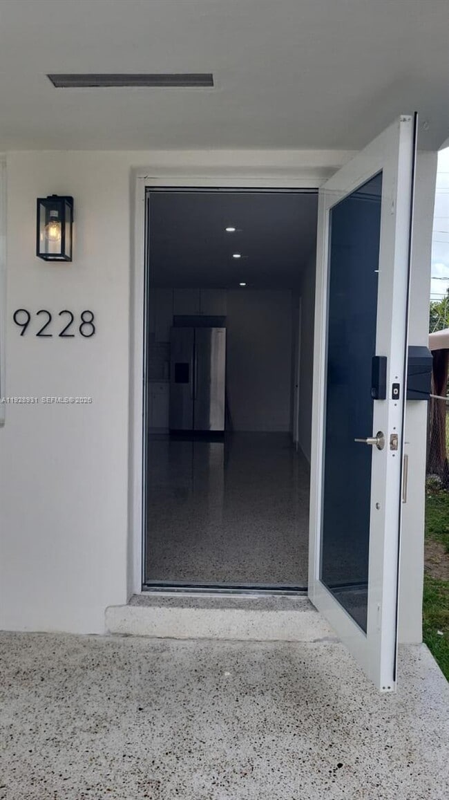 Building Photo - 9228 SW 37th St