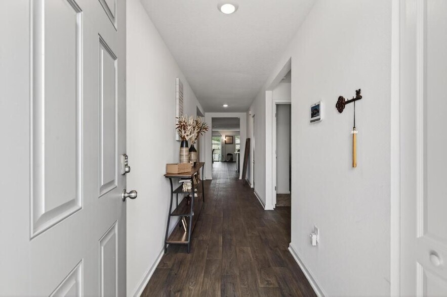 Building Photo - 12655 Cucumber Tree St