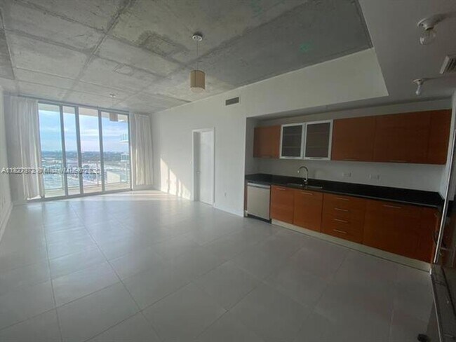 Building Photo - 3470 E Coast Ave