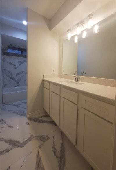 Building Photo - 1616 Scottsdale Dr