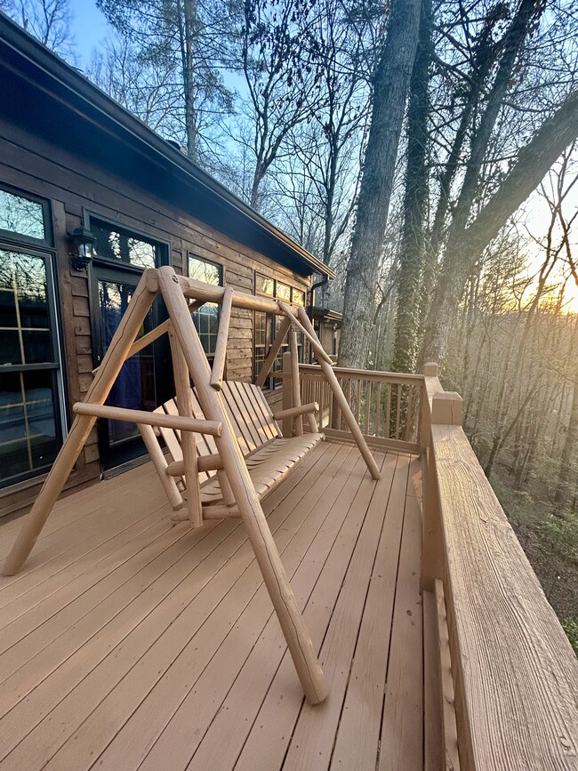 Building Photo - 808 Mill Stone Mountain Ln