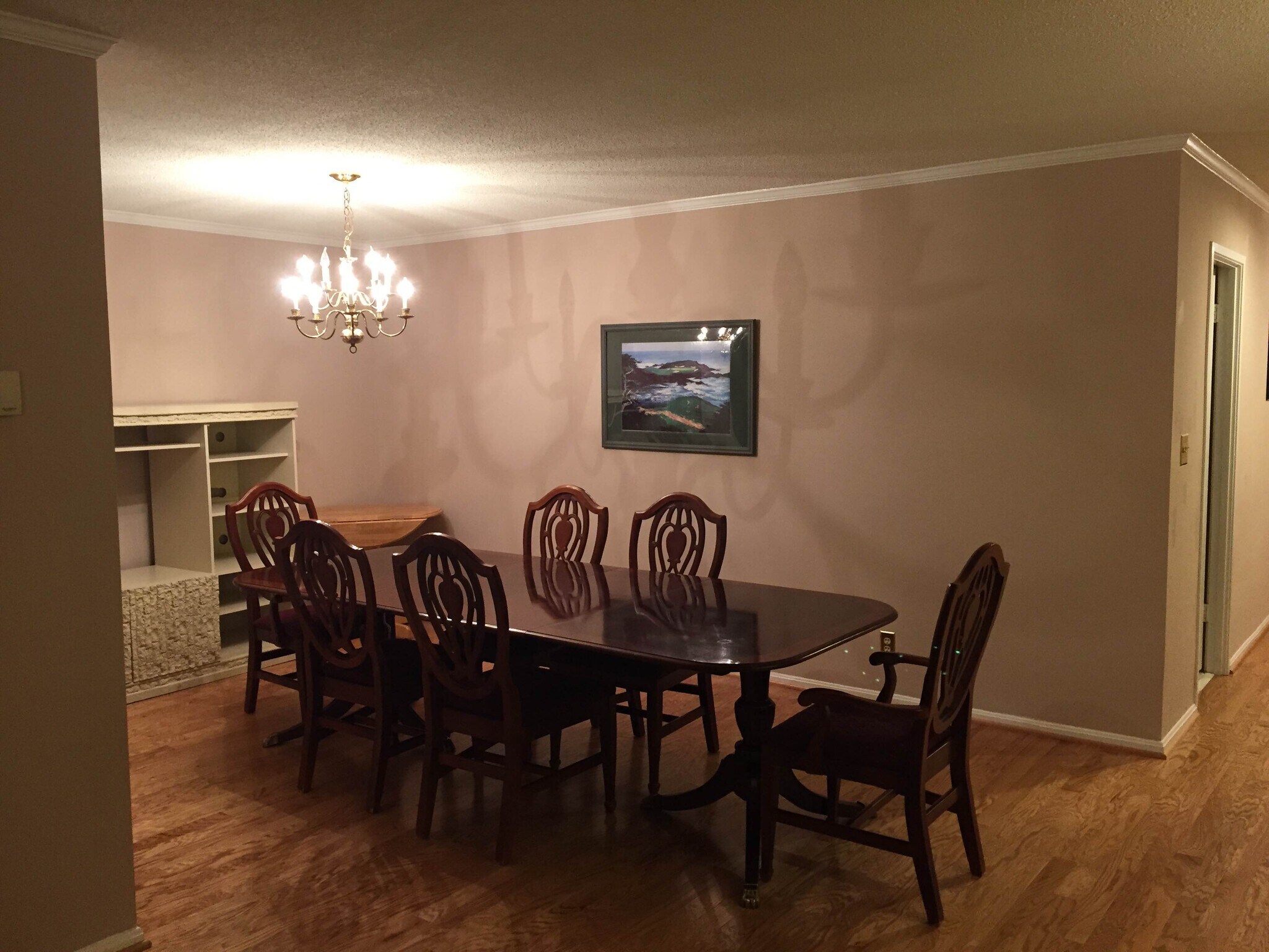 Dining area - 5901 Mt Eagle Dr
