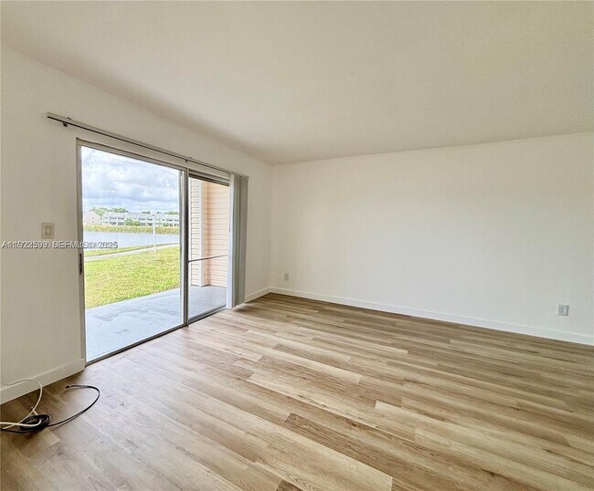 Building Photo - 3449 NW 44th St