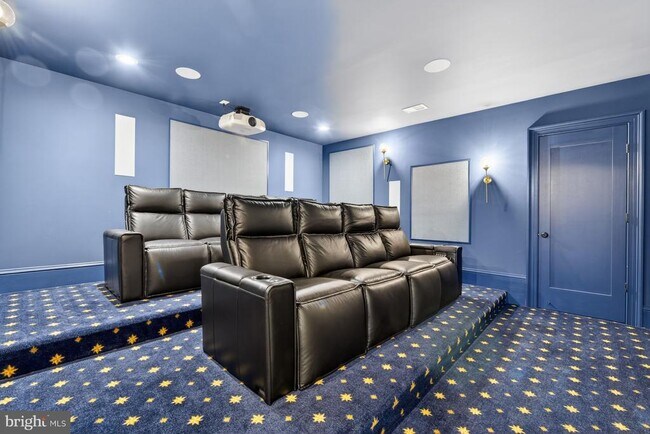 Building Photo - 7002 River Oaks Dr