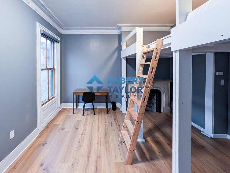 Building Photo - 241 Northampton St