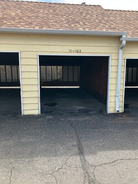 Building Photo - 12546 E Cornell Ave