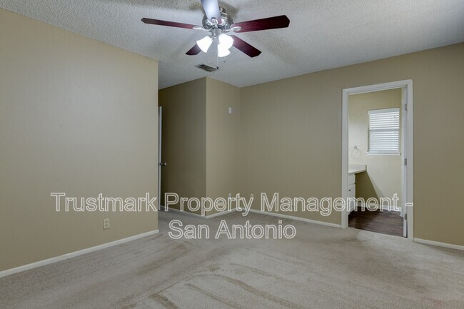 Building Photo - 112 Suncliff Dr