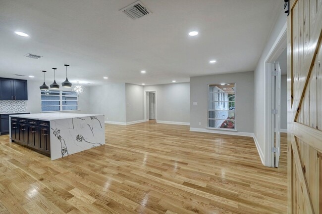 Building Photo - 11221 Elbeck Dr