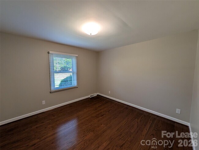 Building Photo - 103 Abingdon Cir