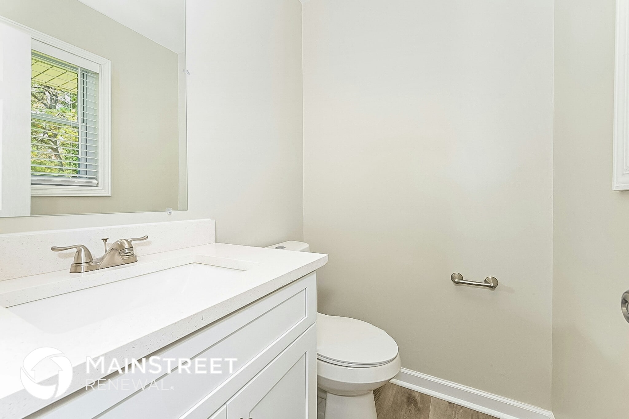 Building Photo - 2816 Knollview Dr