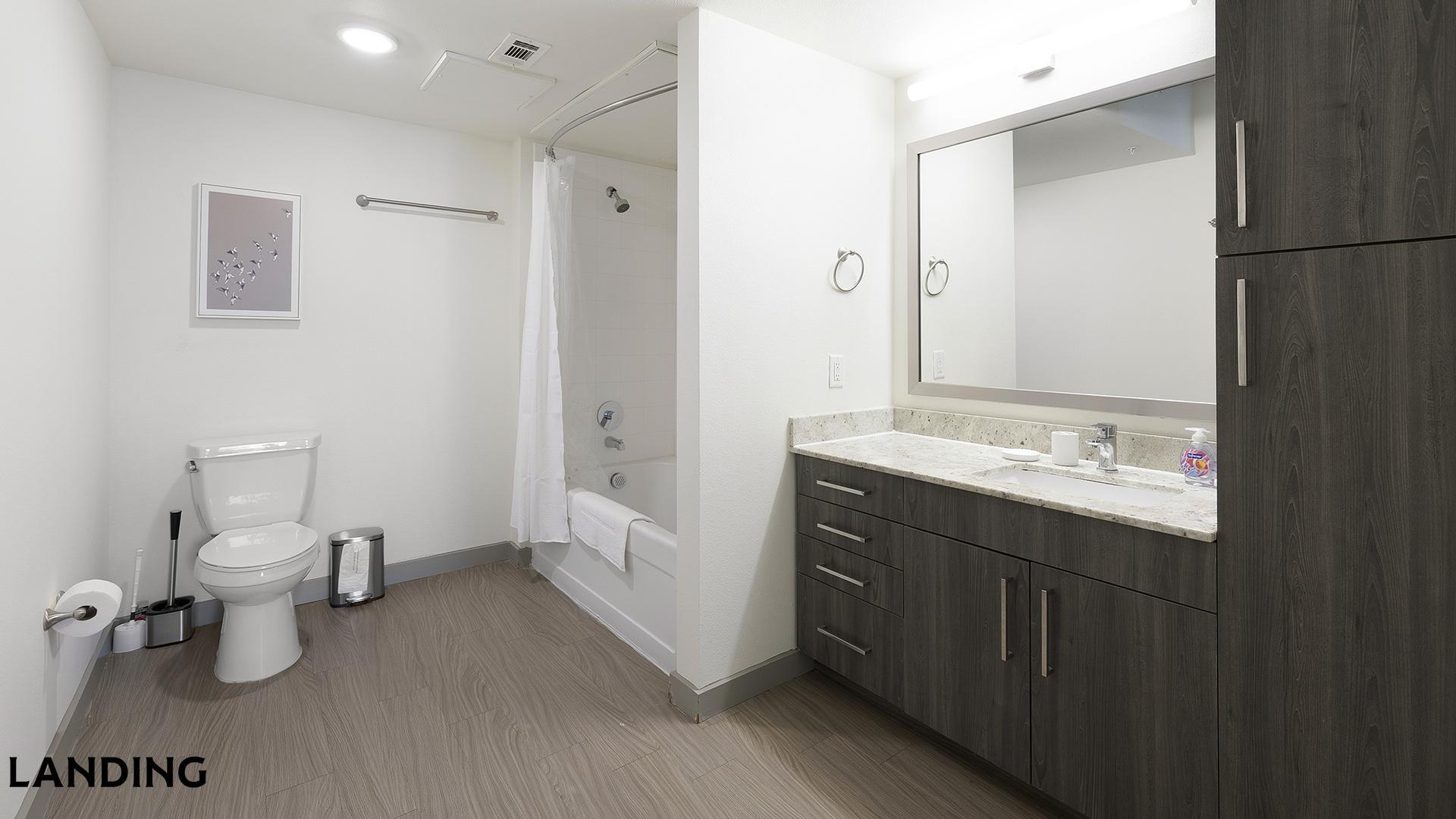 Building Photo - 101 S Center St