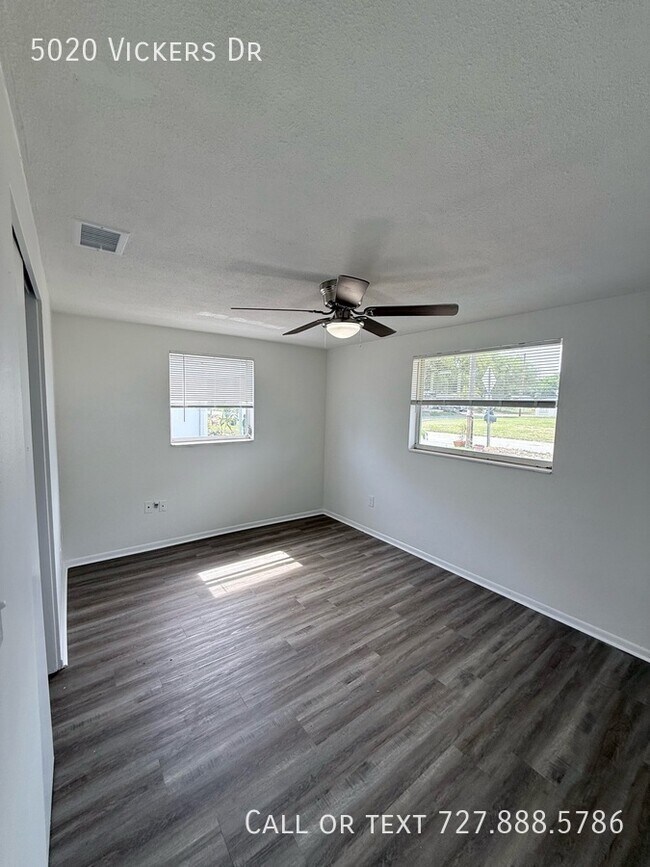 Building Photo - 5020 Vickers Dr