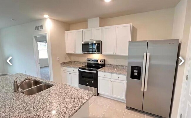 Building Photo - 2073 Doe Run Dr