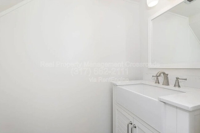 Building Photo - 7737 Southfield Dr