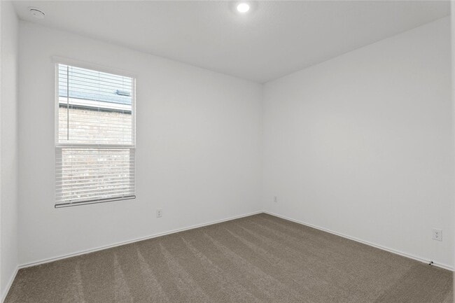 Building Photo - 172 Rodney Boat Rd