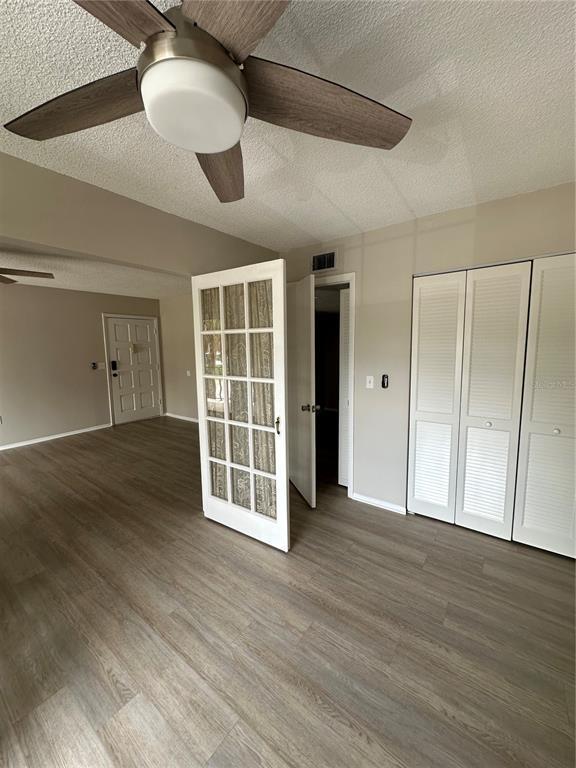 Building Photo - 6063 Village Cir S
