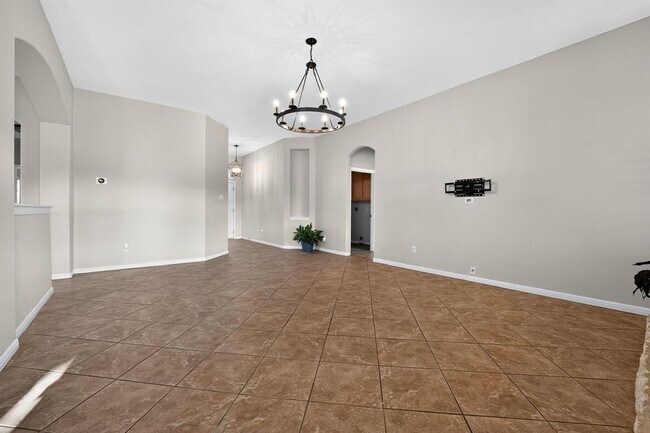 Building Photo - 1021 Westland Ridge Rd