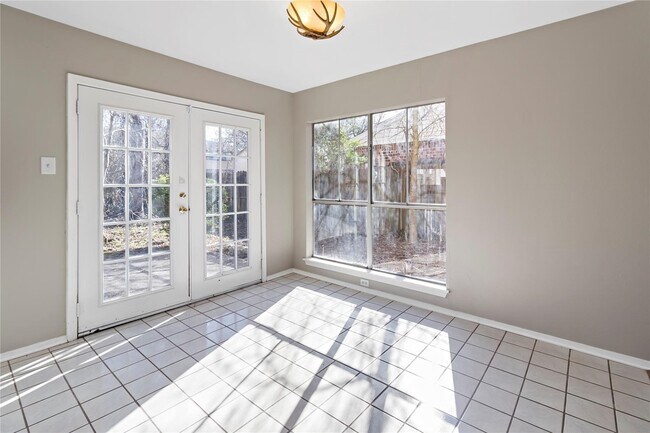 Building Photo - 14410 Louetta Rd