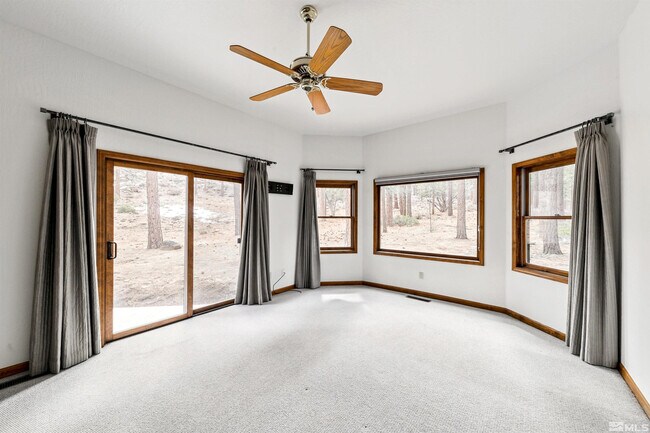 Building Photo - 145 Twinberry Cir