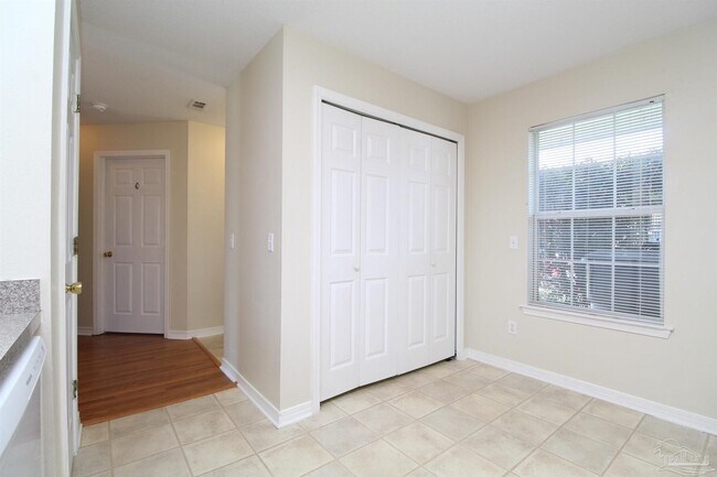 Building Photo - 2013 Marquesas Ln