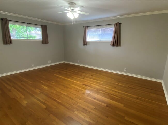 Building Photo - 4402 Cheena Dr