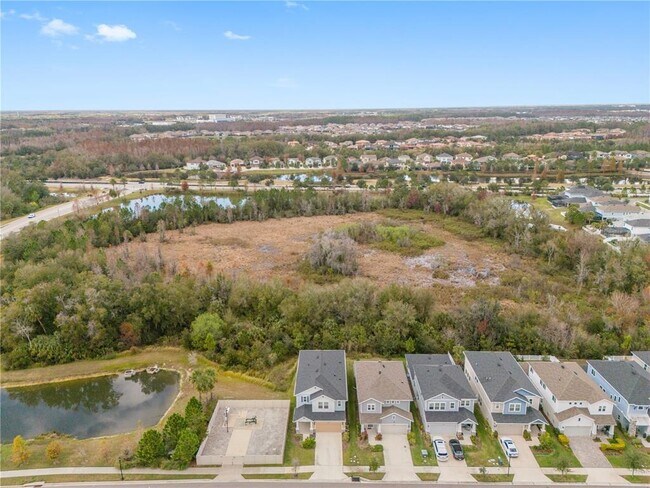 Building Photo - 28575 Cozy Creek Dr